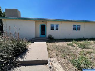 Foreclosed Home - 500 E 21ST ST, 88061