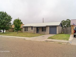 Foreclosed Home - 3212 Cheyenne Dr, 88101