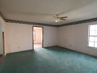 Foreclosed Home - 925 E CANADIAN ST, 88130