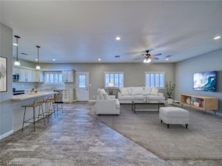 Foreclosed Home - List 100644772