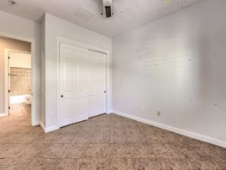 Foreclosed Home - List 100772449