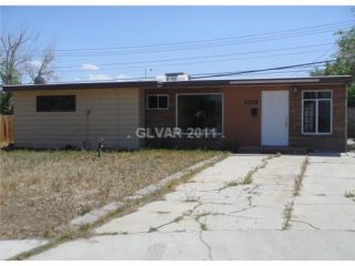 Foreclosed Home - 2112 HOYT AVE, 89104