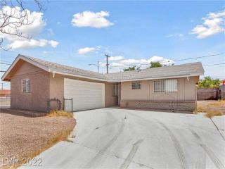 Foreclosed Home - 6401 EVERGREEN AVE, 89107