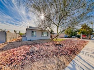 Foreclosed Home - 4207 LORNA PL, 89107
