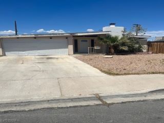 Foreclosed Home - 5816 KNIGHT AVE, 89107