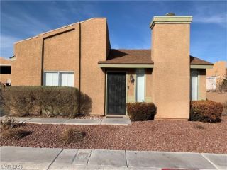 Foreclosed Home - 6508 PINON PINE WAY, 89108