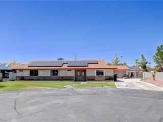 Foreclosed Home - 6130 W GOWAN RD, 89108