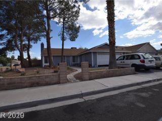 Foreclosed Home - 5901 OCEANSIDE WAY, 89108