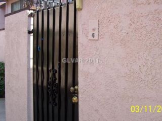 Foreclosed Home - 4362 CALIENTE ST APT 4, 89119