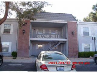 Foreclosed Home - 3823 S MARYLAND PKWY UNIT W7, 89119