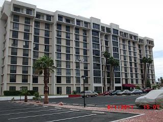 Foreclosed Home - 3930 SWENSON ST APT 812, 89119