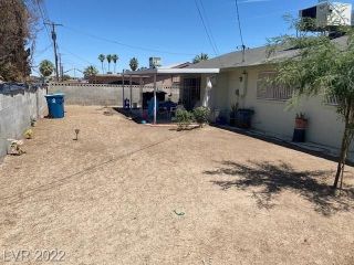 Foreclosed Home - 1068 COUNT WUTZKE AVE, 89119