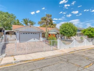 Foreclosed Home - 4364 EL CARNAL WAY, 89121