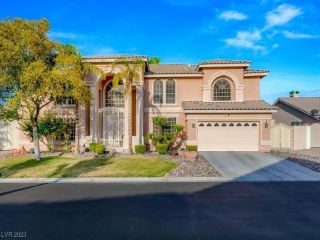 Foreclosed Home - 9384 SIENNA CANYON ST, 89123
