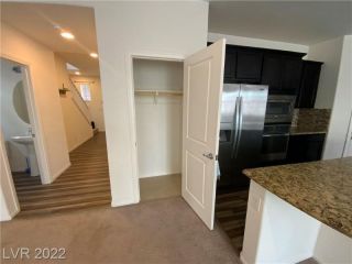 Foreclosed Home - 5018 BREAKING DAWN CT, 89139
