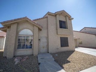 Foreclosed Home - 2724 POPPYSEED WAY, 89142
