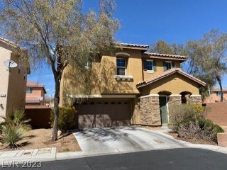 Foreclosed Home - 8768 CHARM CANYON AVE, 89178