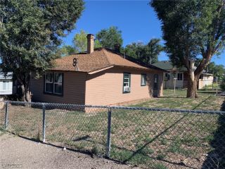 Foreclosed Home - 2 AVENUE G, 89318