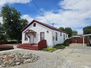 Foreclosed Home - 421 S MAIN ST, 89447