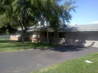 Foreclosed Home - 1460 GLENWOOD DR, 89460