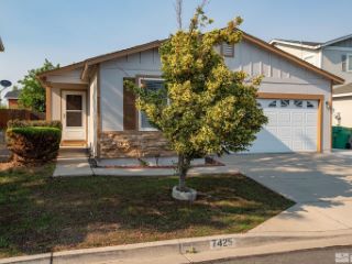 Foreclosed Home - 7425 SPEY DR, 89506