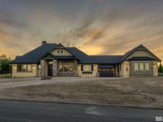 Foreclosed Home - List 100842105