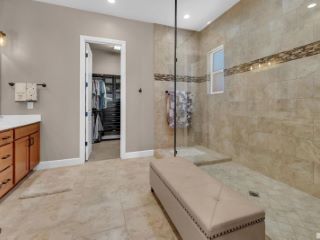 Foreclosed Home - List 100802110