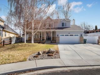 Foreclosed Home - 1927 LAXALT WAY, 89801