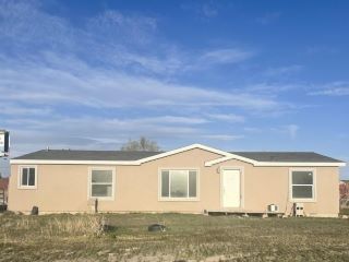 Foreclosed Home - 2054 E FRONTAGE RD, 89820