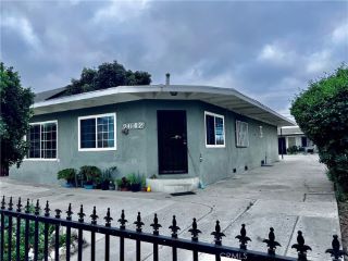 Foreclosed Home - 2042 E 76TH ST, 90001