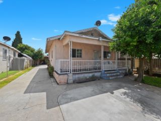 Foreclosed Home - 330 E 99TH ST, 90003
