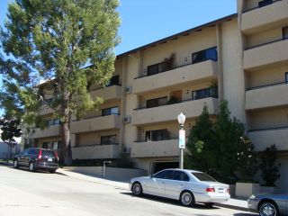 Foreclosed Home - 10982 ROEBLING AVE APT 4, 90024