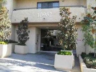 Foreclosed Home - 10982 ROEBLING AVE APT 314, 90024