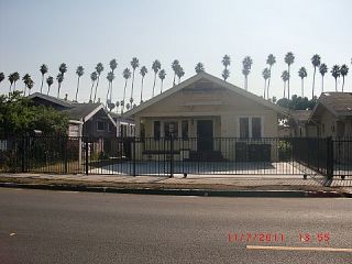 Foreclosed Home - 1128 W 54TH ST, 90037