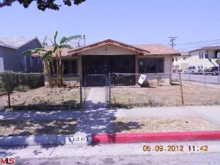 Foreclosed Home - 11201 RAYMOND AVE, 90044