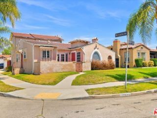 Foreclosed Home - 1323 W 80TH ST, 90044