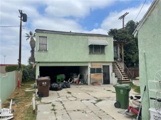 Foreclosed Home - 1101 E CALDWELL ST, 90221