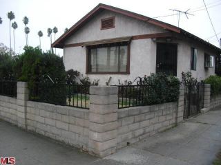 Foreclosed Home - 805 W ALONDRA BLVD, 90247