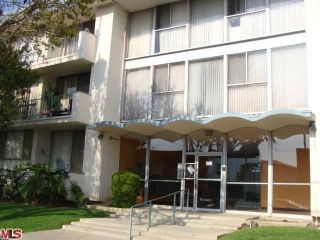 Foreclosed Home - 855 VICTOR AVE APT 213, 90302