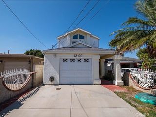 Foreclosed Home - 12109 NAVA ST, 90650