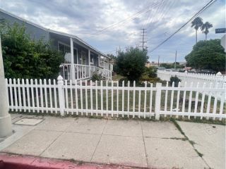 Foreclosed Home - 502 W F ST, 90744