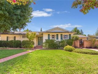 Foreclosed Home - 18222 LOS ALIMOS ST, 91326