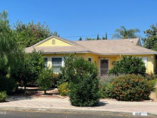 Foreclosed Home - 8111 GARDEN GROVE AVE, 91335