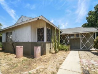 Foreclosed Home - 10330 WOODMAN AVE, 91345