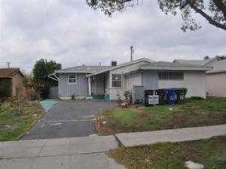 Foreclosed Home - 9617 CEDROS AVE, 91402
