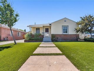 Foreclosed Home - 2113 N ROSE ST, 91505