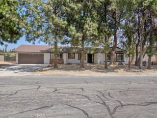 Foreclosed Home - 5820 CROWN DR, 91752
