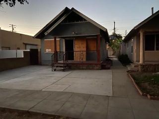 Foreclosed Home - 573 W Center St, 91768