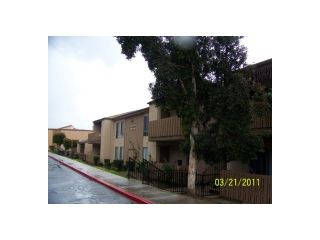 Foreclosed Home - 1051 ROCK SPRINGS RD APT 242, 92026