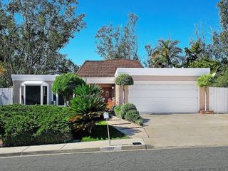 Foreclosed Home - 1937 ARROYO AVE, 92056